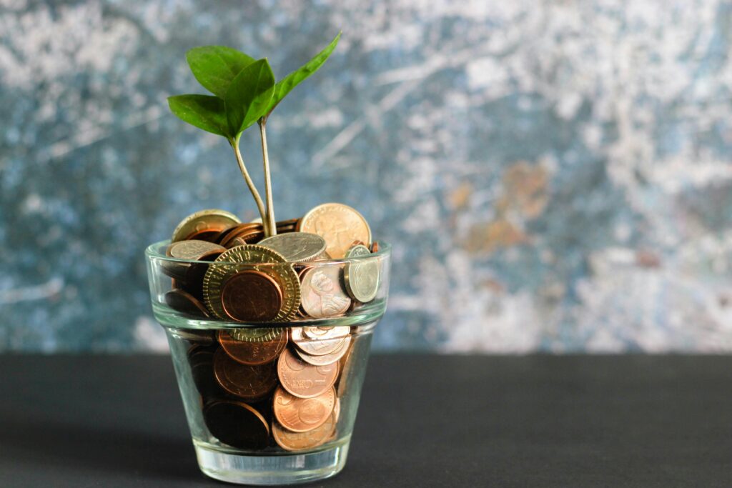 Cómo crear ingresos pasivos con poco dinero desde cero